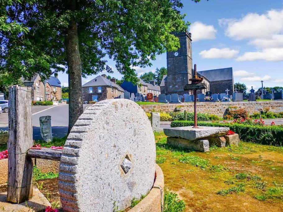 Country Side Haven Two Double Ensuite Bedrooms Couples Exclusive Rate Offered Saint-Michel-de-Montjoie Kültér fotó